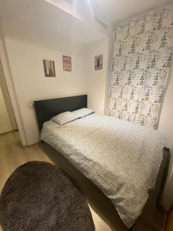 Kauffman Suite Bucharest Luaran gambar