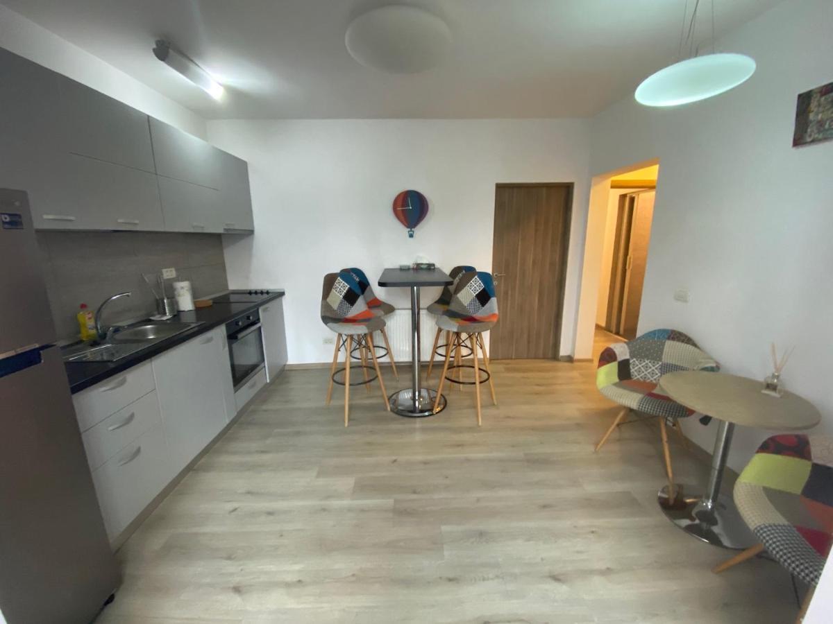 Kauffman Suite Bucharest Luaran gambar